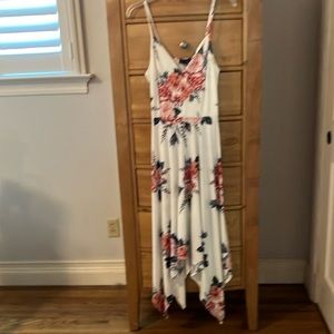 B Famous #USA white floral dress handkerchief hem